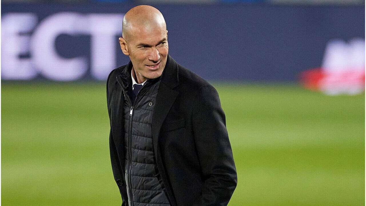 Zinedine Zidane Fransa Milli Takımı'nın başına geçti: İlk maçı Millilere karşı