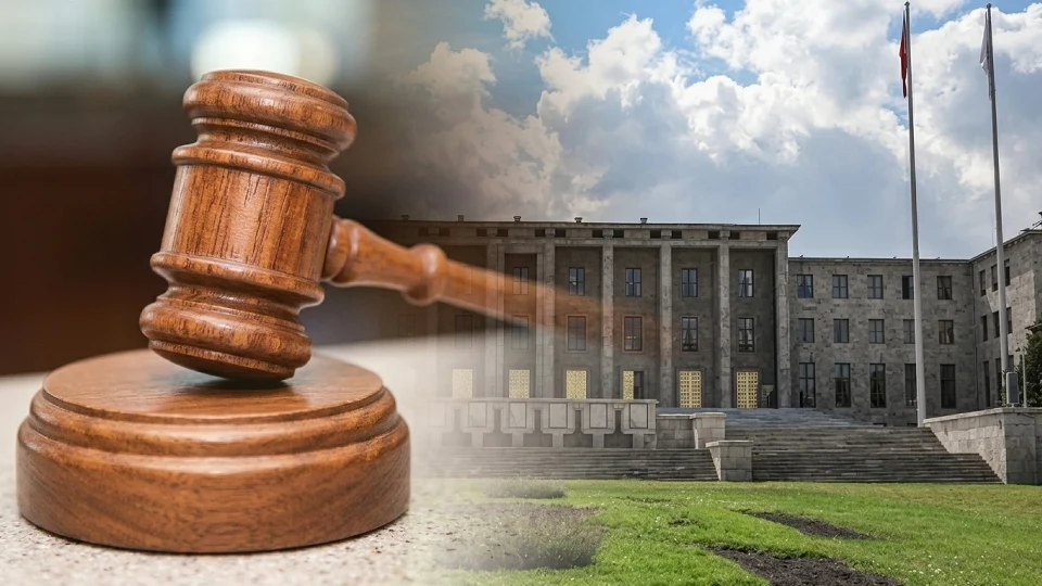 TBMM'de stajyer öğrencileri taciz iddiası davası: 4 tutuklu sanığa tahliye kararı çıktı | GÜNDEM HABERLERİ