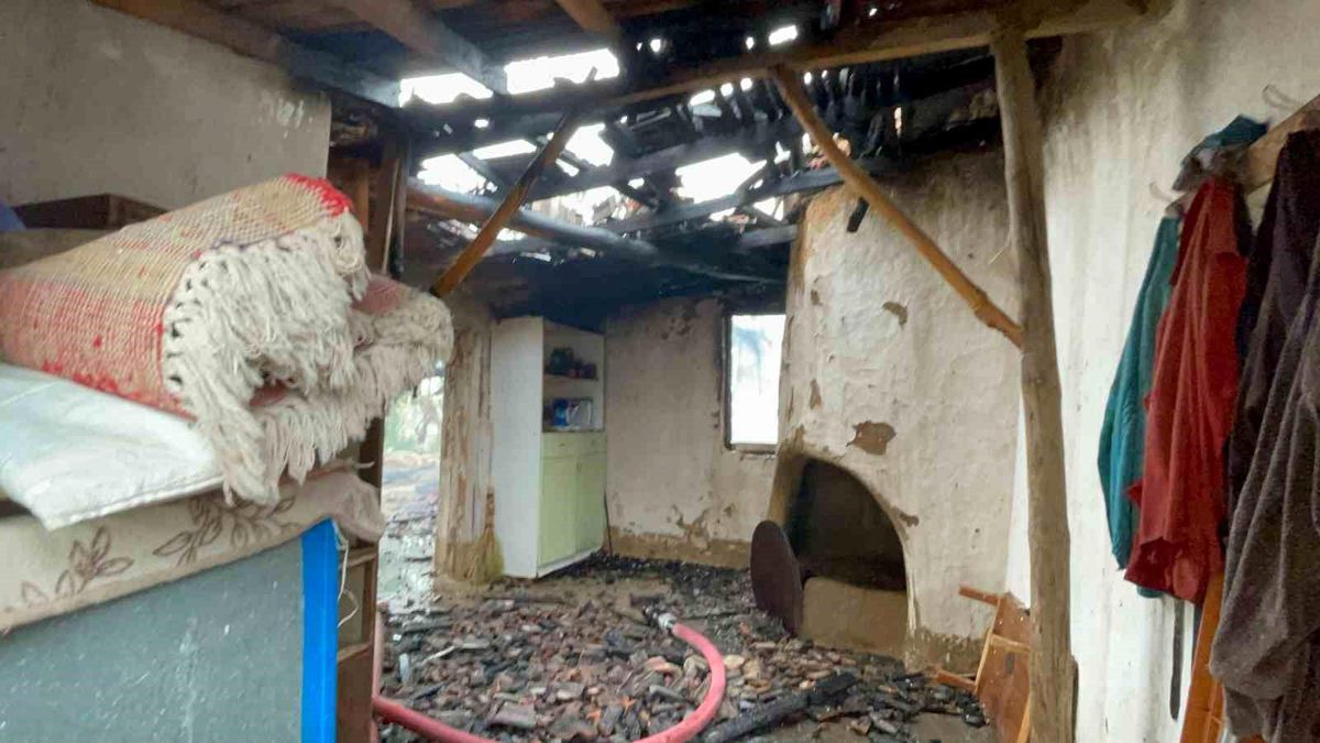 Karaman'da müştemilatta çıkan yangın eve sıçramadan söndürüldü