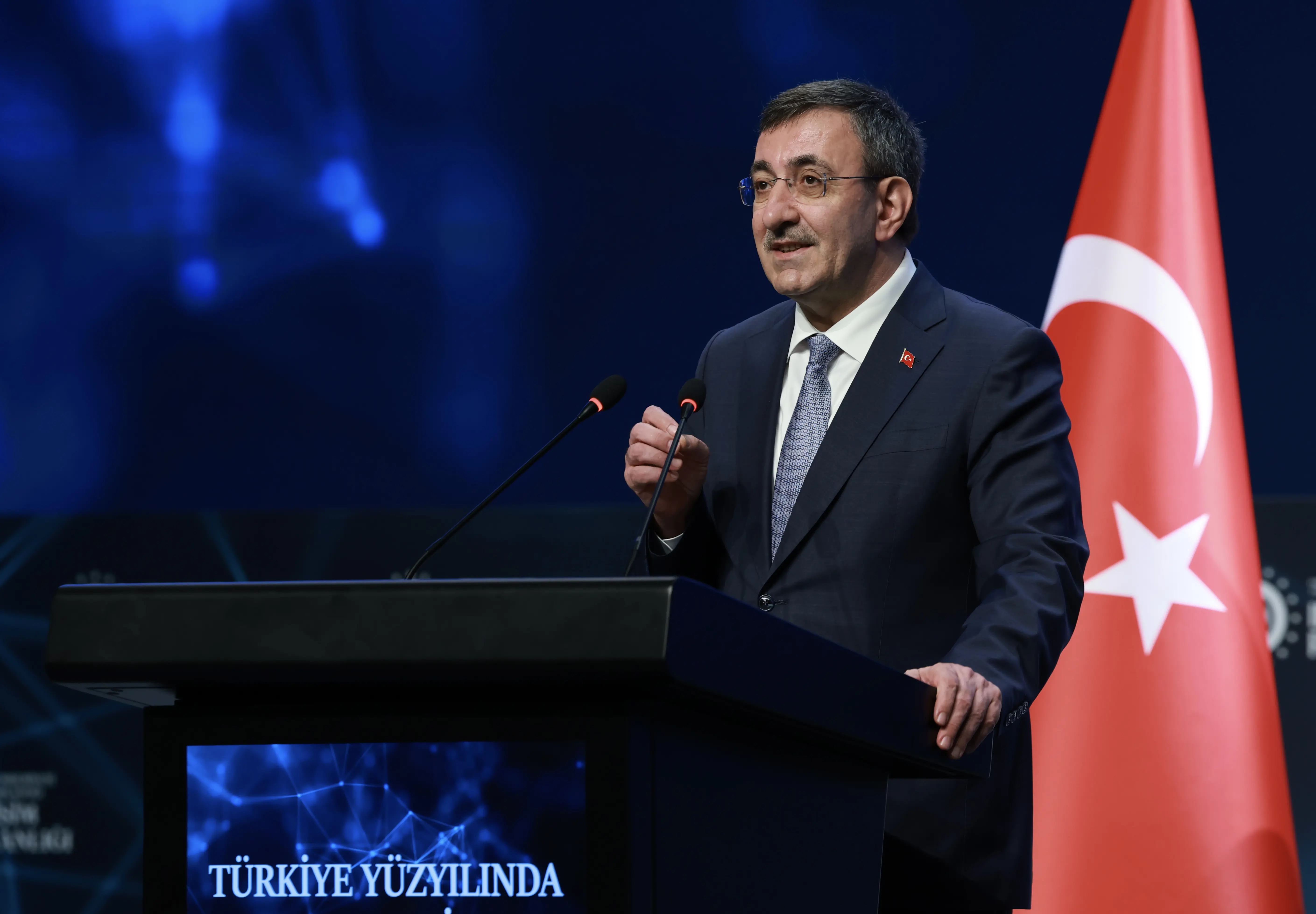 Cumhurbaşkanı Yardımcısı 24 TV'de... Cevdet Yılmaz'dan açıklamalar