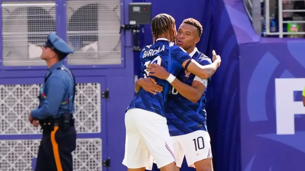 Dünya Kupası'nda Fransa nefes kesti! Mbappe rekora yaklaştı