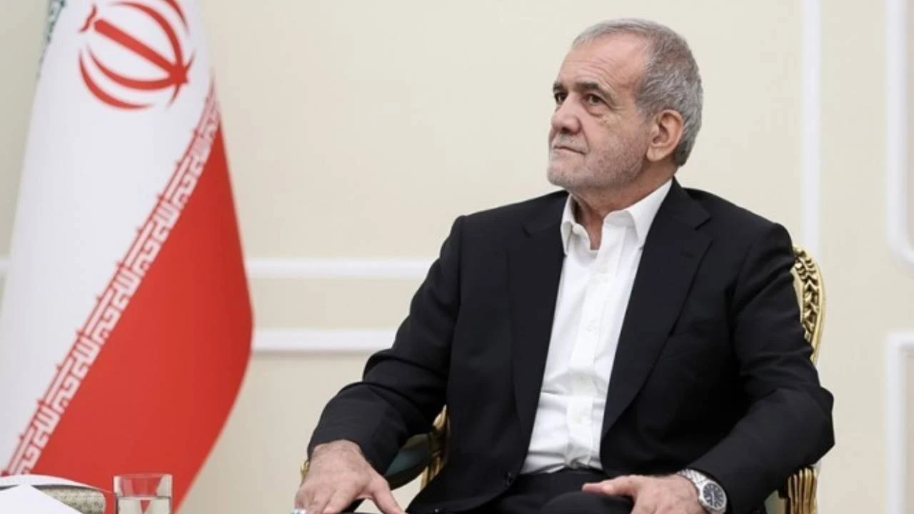 Pezeşkiyan: Katar'taki 6 milyar dolarımız geri dönecek