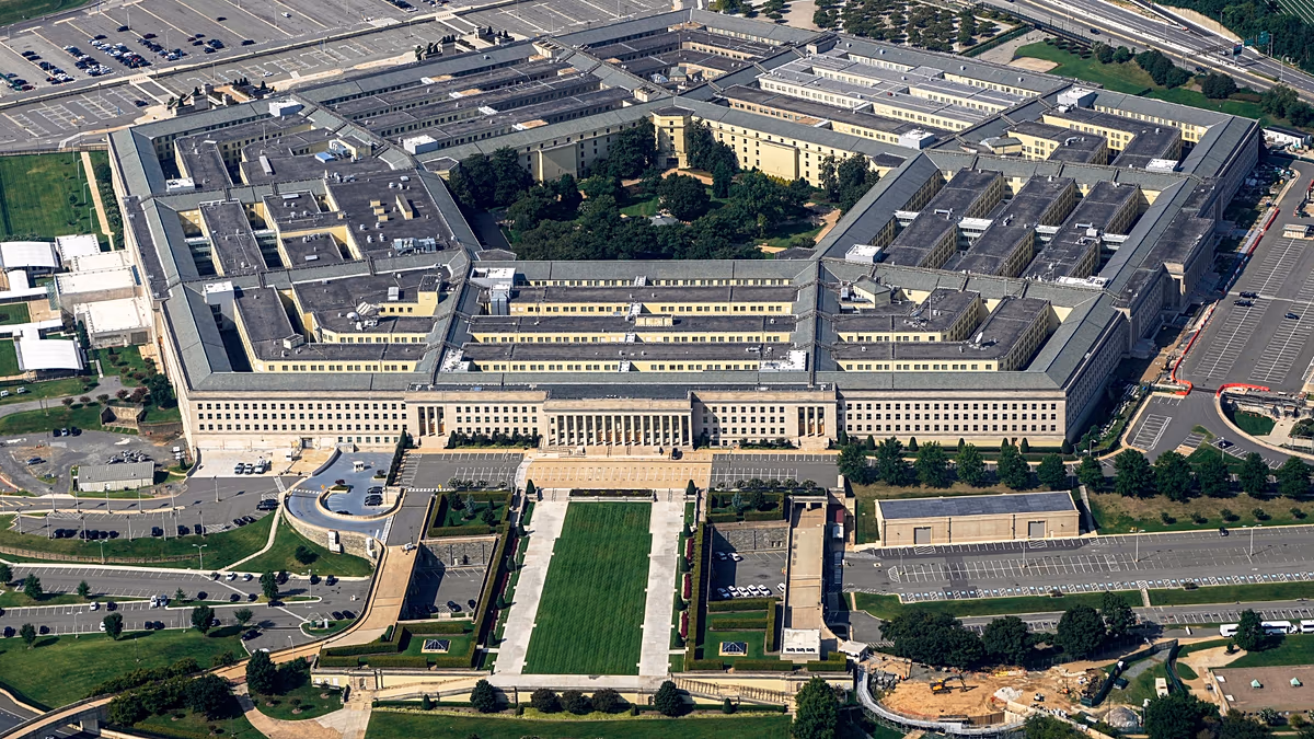 Pentagon, gizli belgeler nedeniyle basın ofisini gazetecilere kapattı