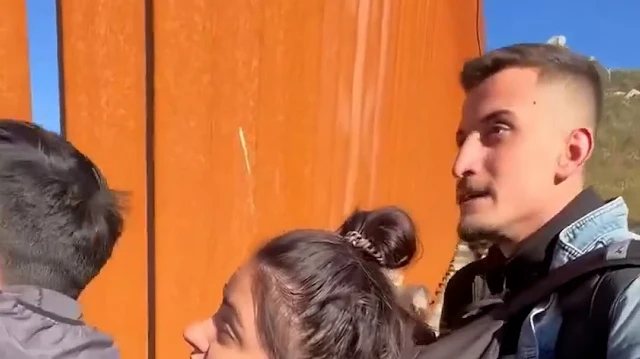 Kaçak yollarla ABD’ye giren gruptaki Türk dikkat çekti