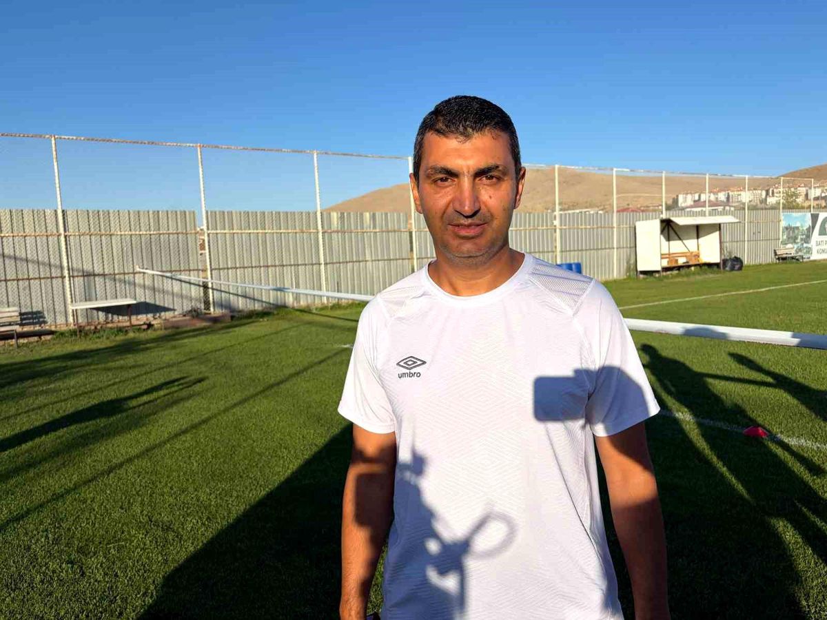 Elazığspor Teknik Direktörü Bozkurt: "Kadro kalitemiz her anlamda iyi"