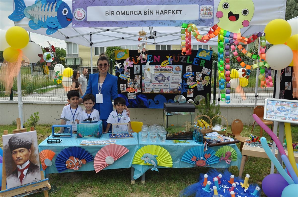 Kütahya'da minik mucitlerin bilim festivali ilgi gördü