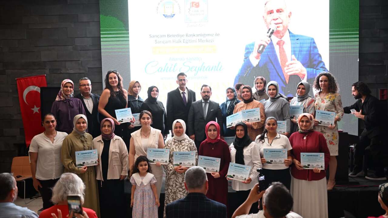 Ferdi Tayfur Sanat Merkezi ve Müzesi'nde sertifika töreni coşku ve büyük katılımla gerçekleşti