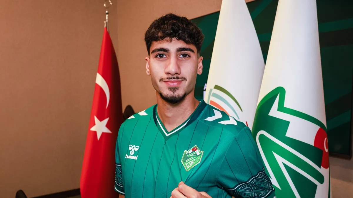 Iğdır FK, Efe Kaan Sihlaroğlu’nu transfer etti!