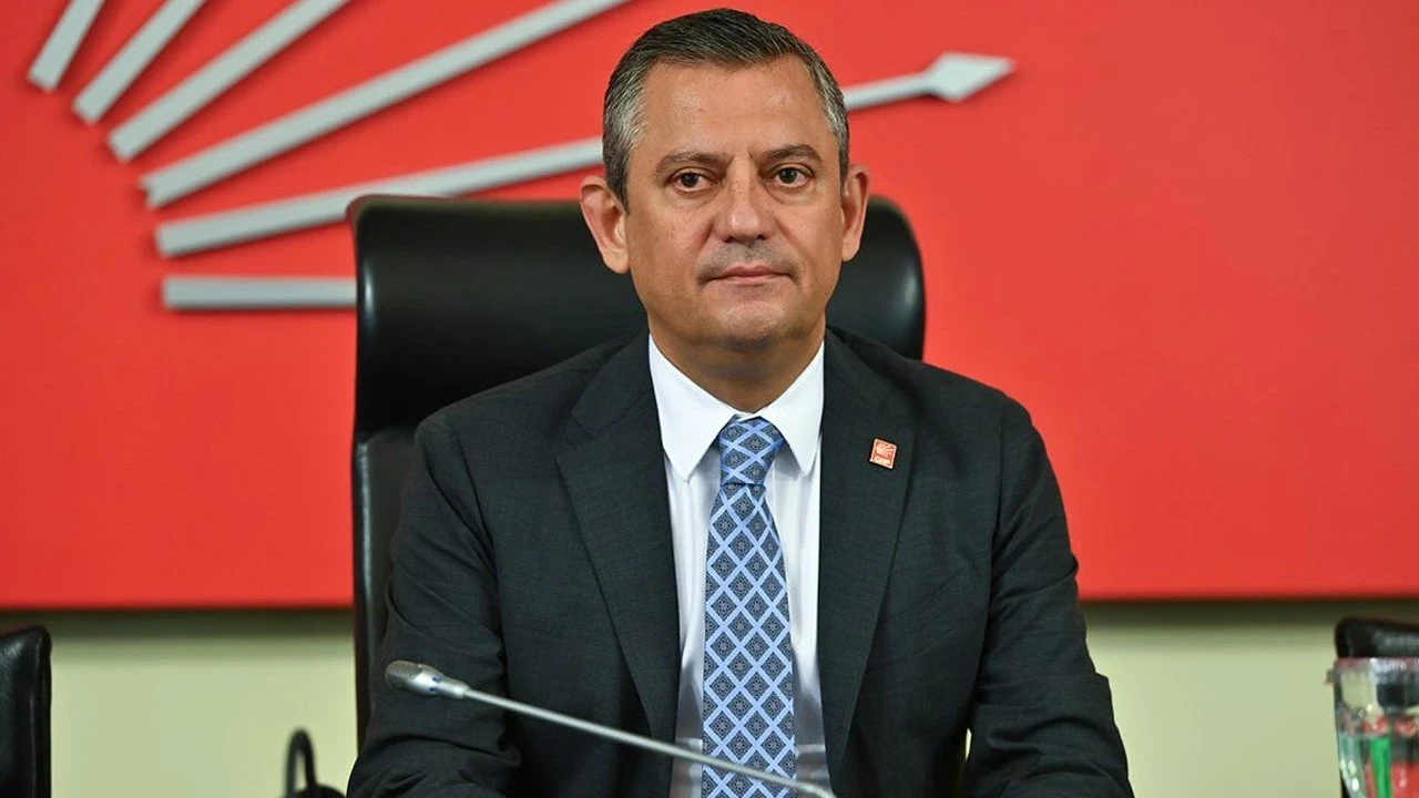 Zoom toplantısında ne konuşuldu? Barış Yarkadaş'tan çarpıcı iddia: Özgür Özel o sözleri tekrar etti