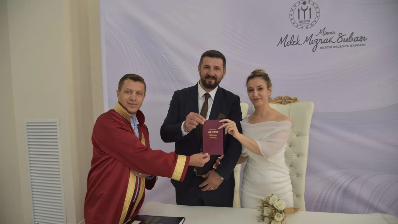 Bilecik’te nikah tarihlerini 26.06. 2026 olarak seçen çiftlerin nikahları kıyıldı