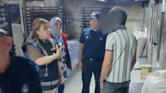 Sofralara zehir saçacaklardı: Gaziantep’te tam 2 ton bozuk kuru pasta imha edildi