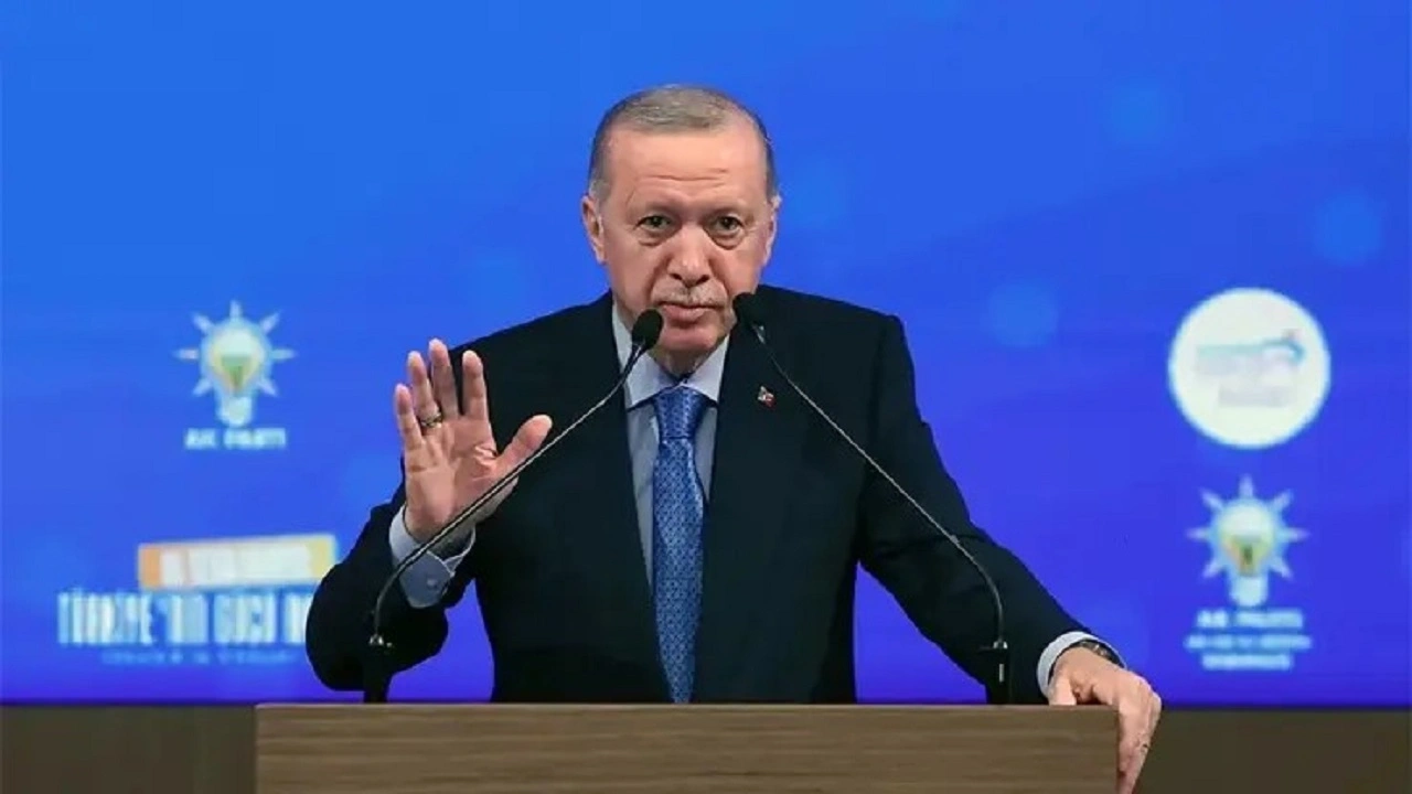 AKP'nin Sapanca kampından vekillere ev ödevi çıktı: Vatandaşlara "çat kapı" ziyaretler yapılacak