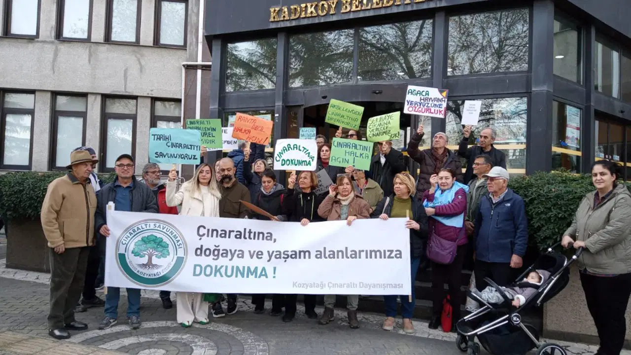Kozyatağı Çınaraltı için yarın kritik çağrı: Mahalleli alana sahip çıkacak