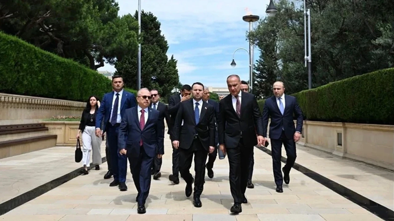 Bakan Gürlek, Azerbaycan Cumhurbaşkanı ile görüştü