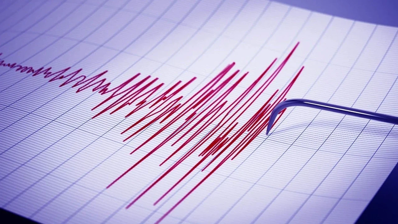 Yunanistan'da 5.2 büyüklüğünde deprem