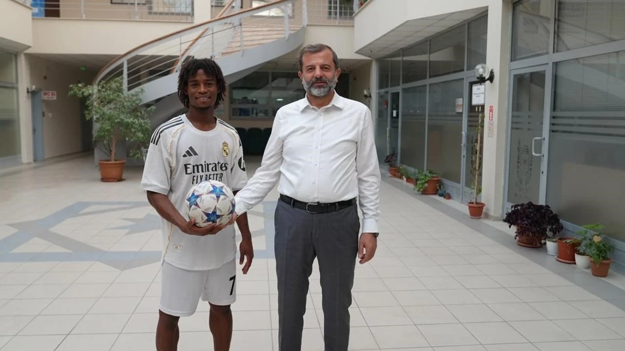 Yerli Camavinga Gürsu’da sevenleriyle buluştu