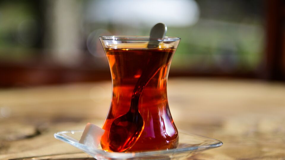 Çay hazırlarken sırayı karıştırmak Alzheimer belirtisi mi?