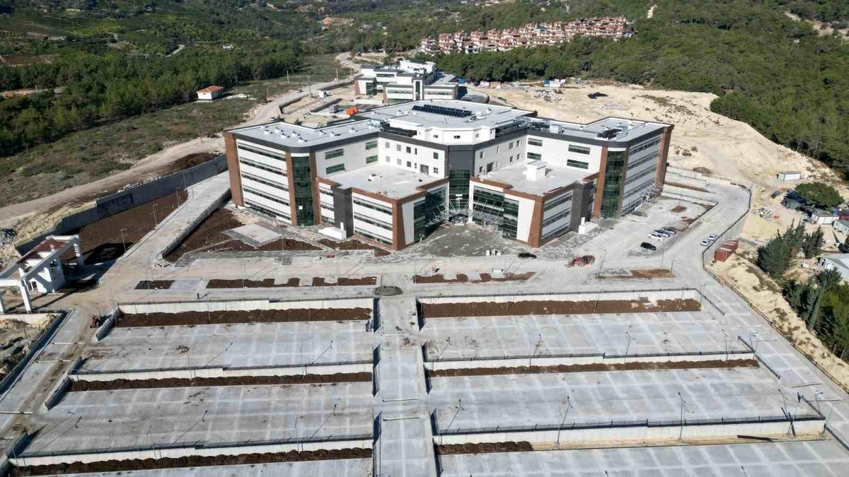 Mezitli Devlet Hastanesi 2026 sonuna kadar hizmete açılacak