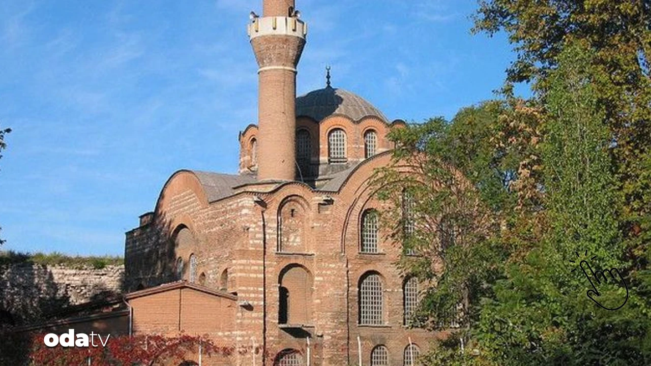 Kalenderhane Camii alarm veriyor: 900 yıllık tarih dökülüyor