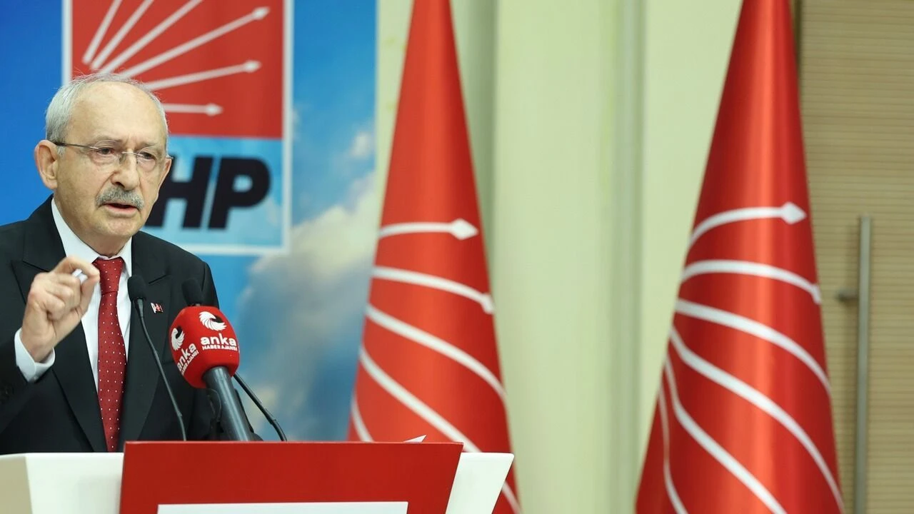 CHP'de Görevden almalar sürüyor