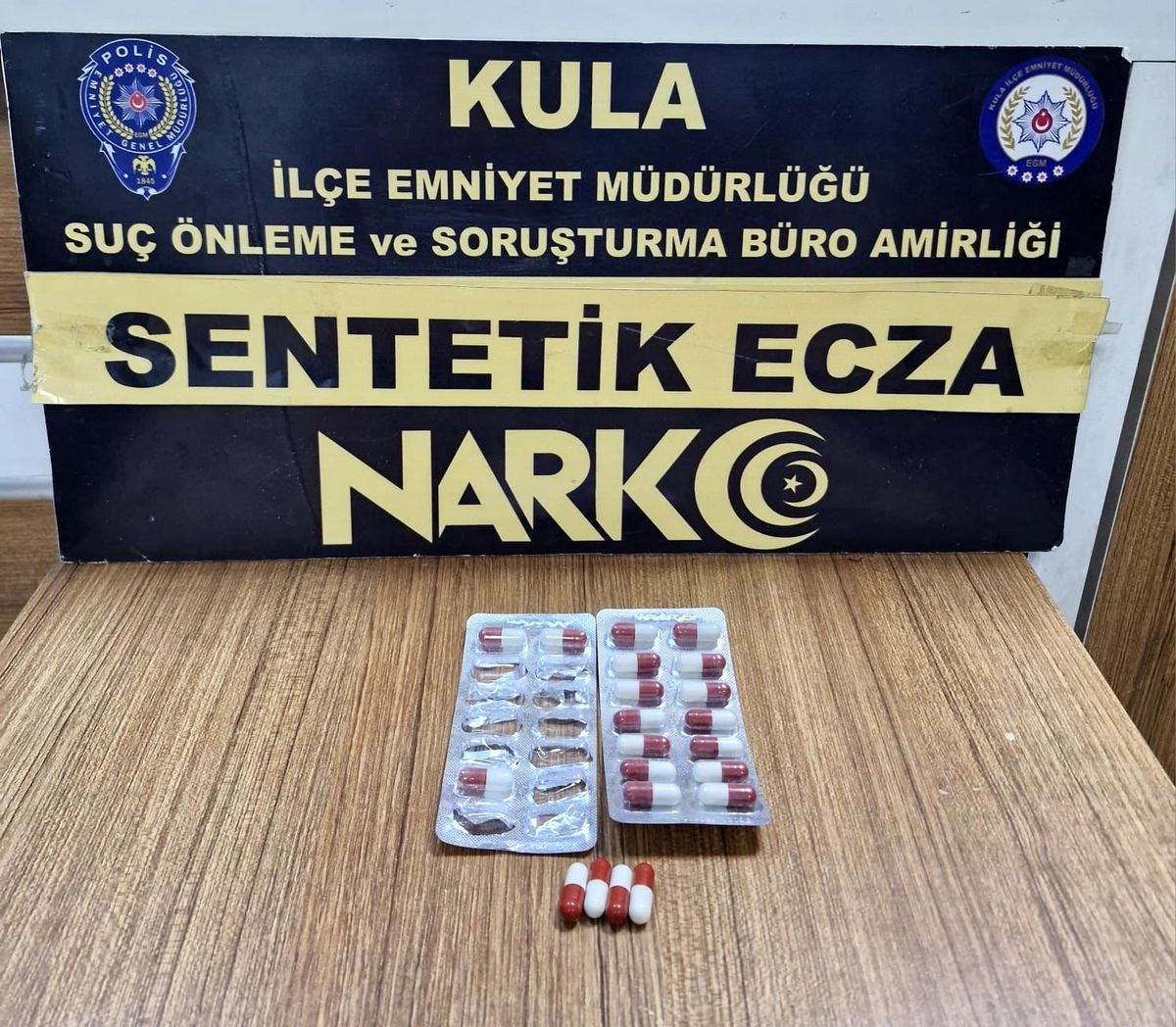 Kula'da uyuşturucu ve aranan şahıslara yönelik operasyon