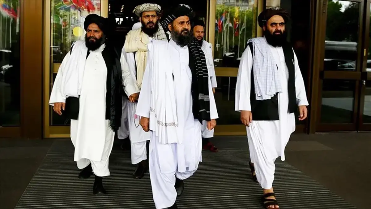 AB'den Taliban heyetine tek günlük vize: Gözler Brüksel'deki görüşmede!