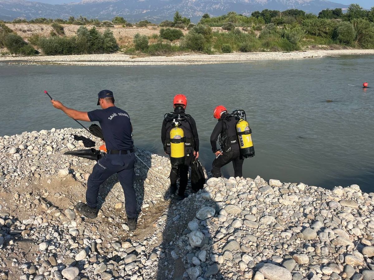 Eşen Çayı'nda kaybolan Özbekistan uyruklu genç ölü bulundu