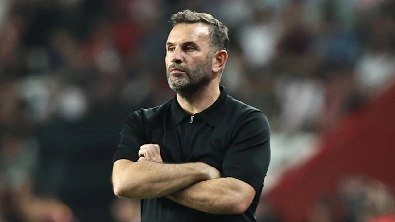 Galatasaray'da Okan Buruk Osimhen'in geleceği konuştu