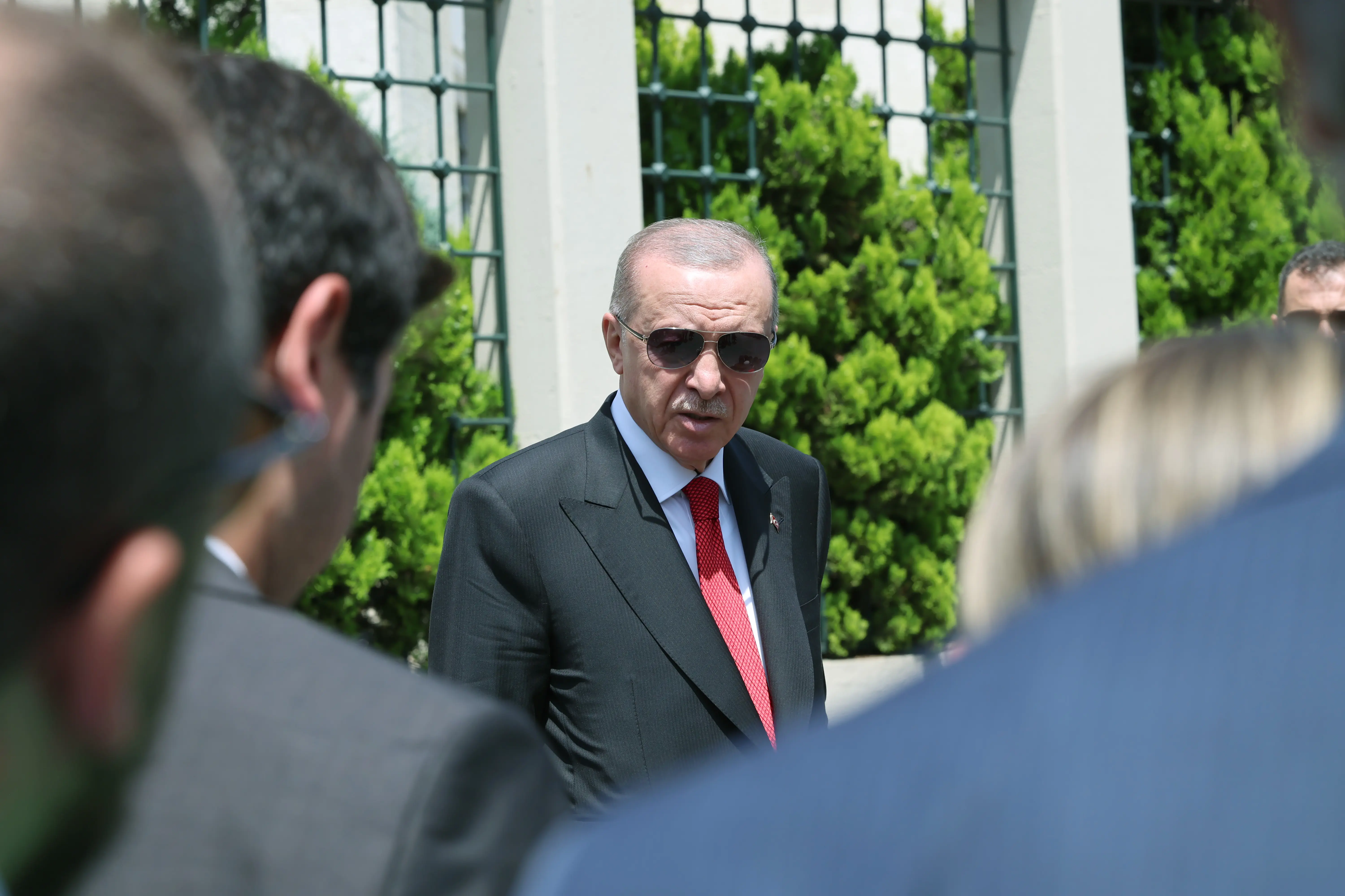 Cumhurbaşkanı Erdoğan, cuma namazını Hz. Osman Camisi'nde kıldı