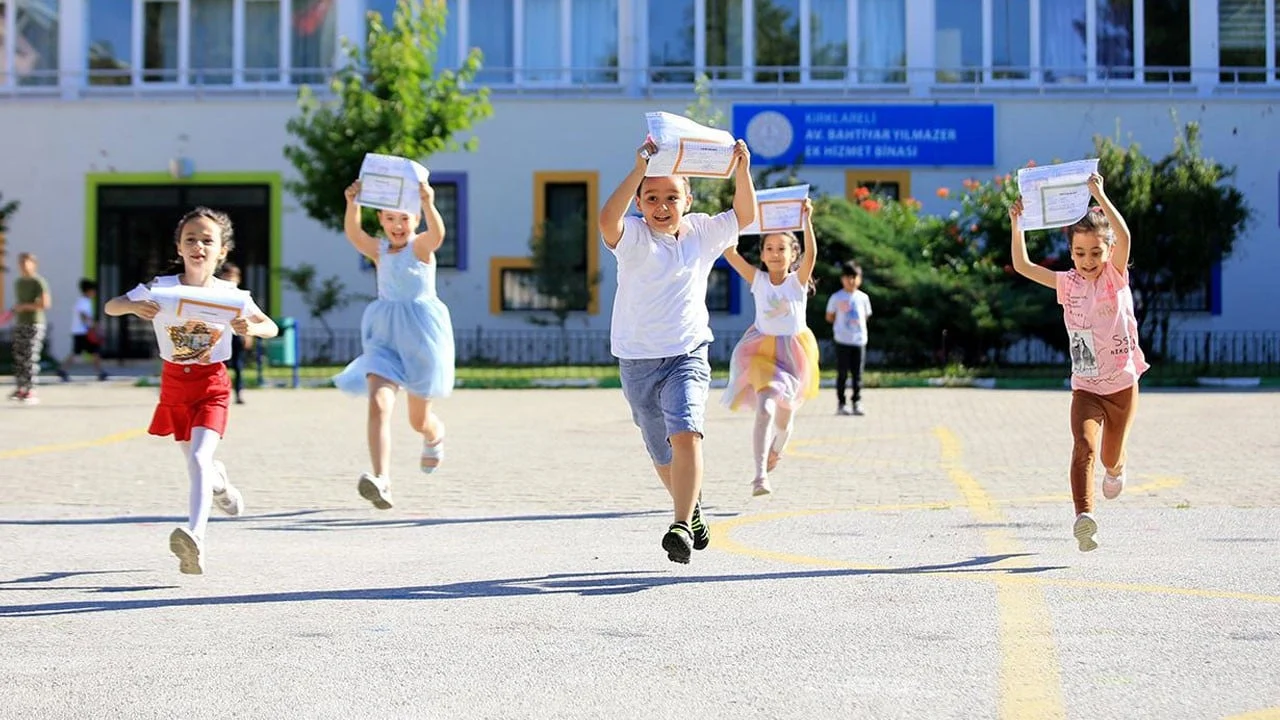 Eğitim uzmanlarından kritik öneriler! Yaz tatilini verimli geçirmenin altın kuralları