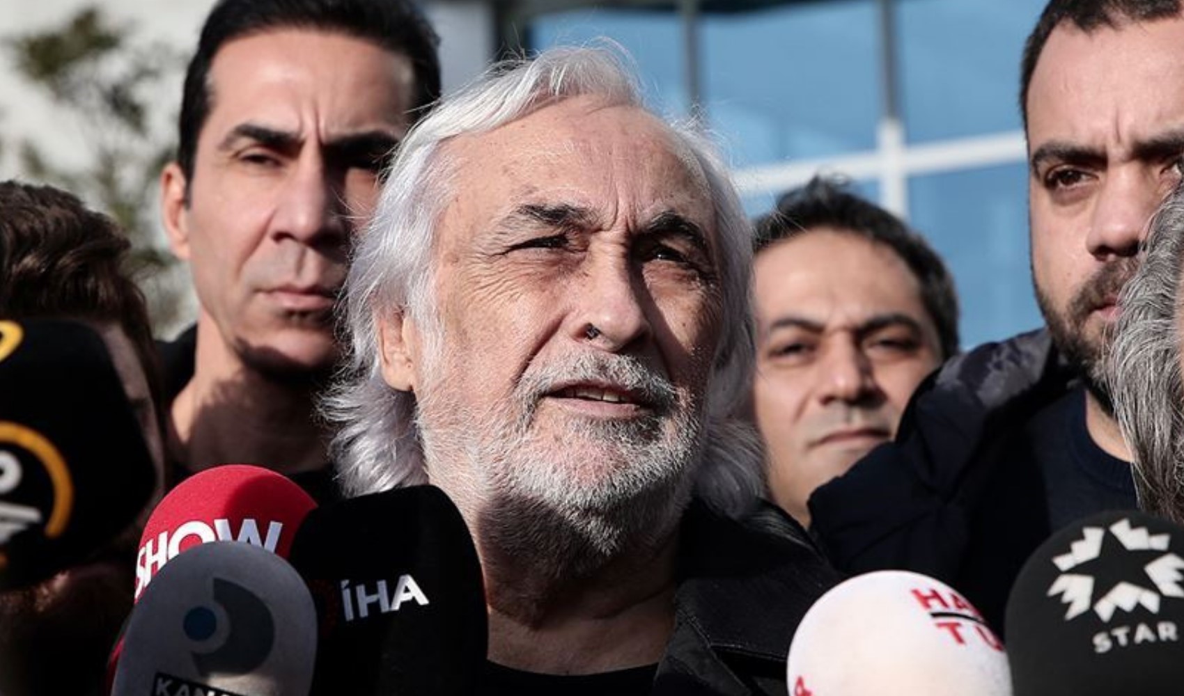 Müjdat Gezen'e hapis cezası: Müslümanlara hakaret davası