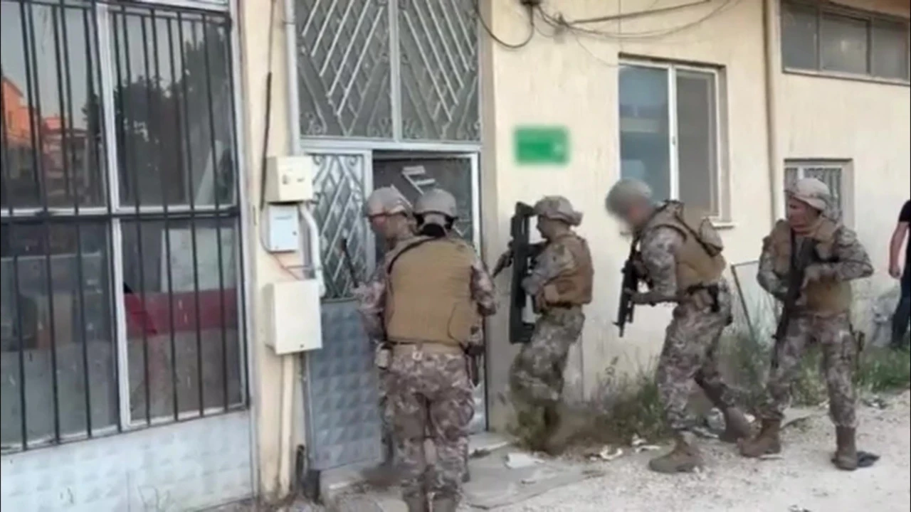 'Daltonlar' adıyla tehdit ediyorlardı: Tutuklandılar
