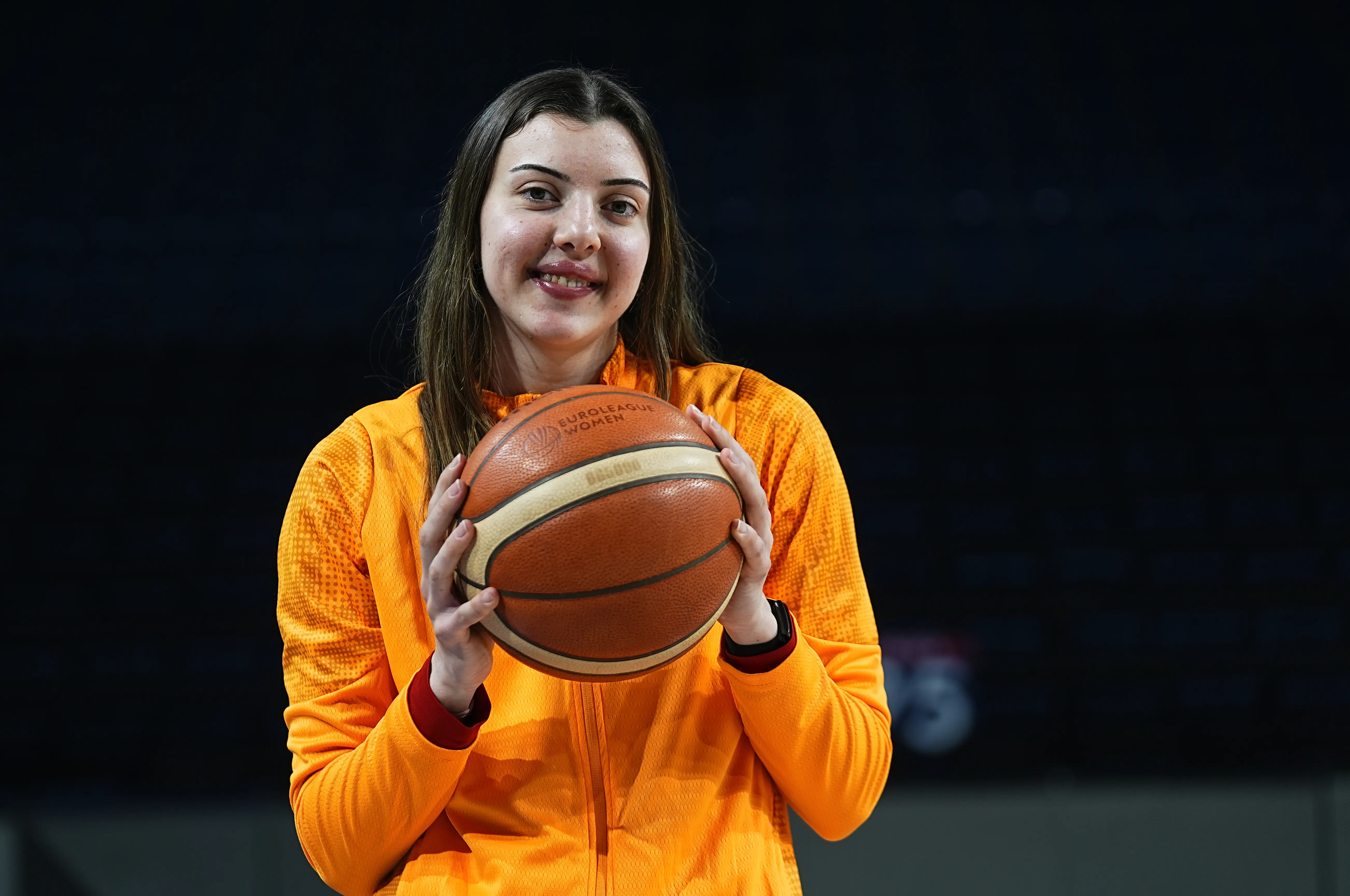 Galatasaray'da Elif Bayram ile sözleşme uzatıldı