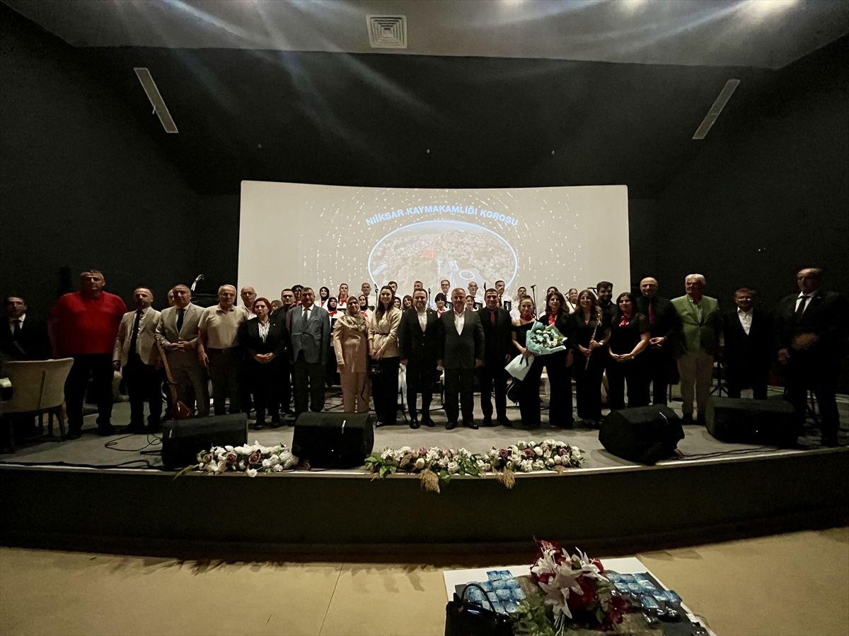 Niksar'da "80'ler 90'lar" konseri