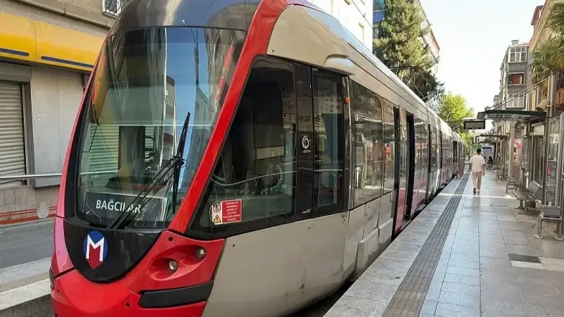 Kabataş-Bağcılar Tramvay Hattı'nda teknik arıza nedeniyle seferler aksadı