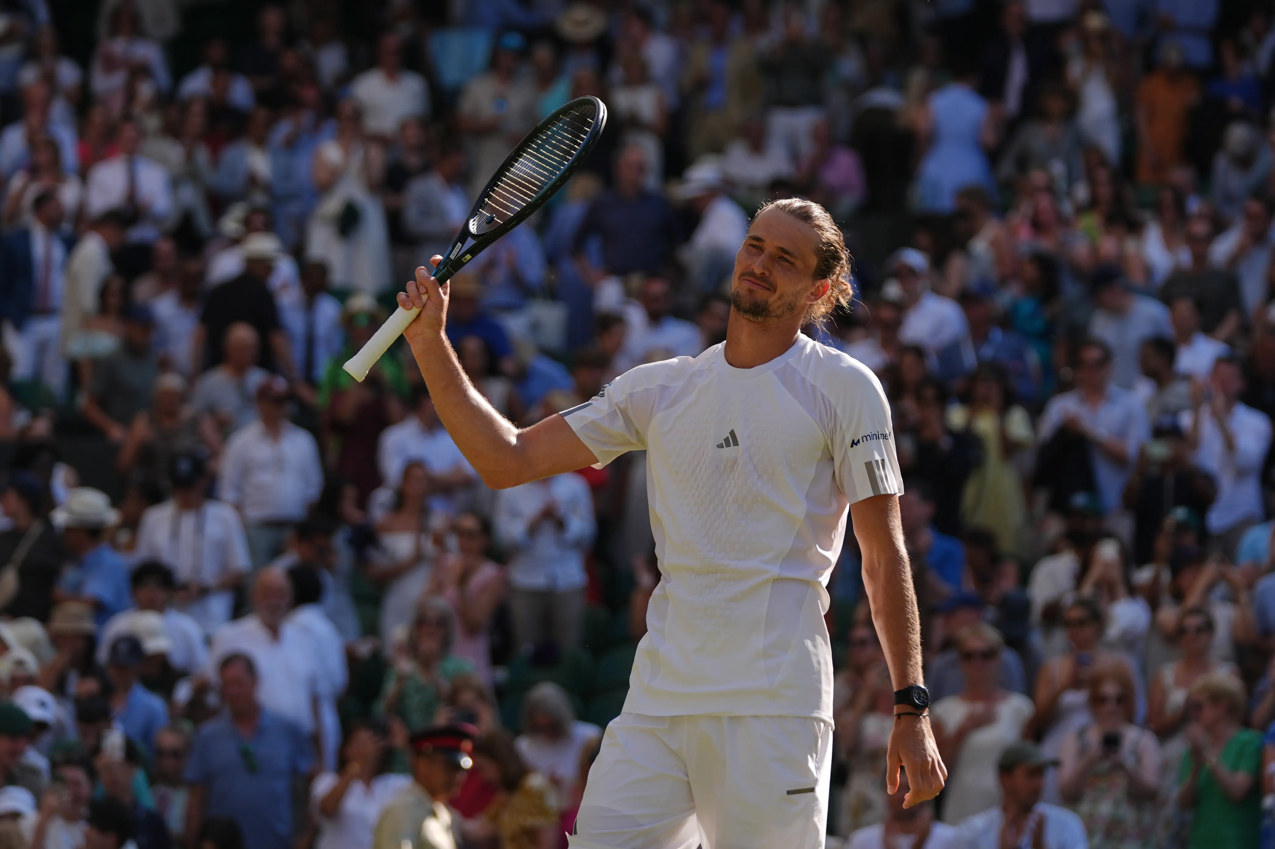 Alexander Zverev, Wimbledon'da çeyrek finale yükseldi