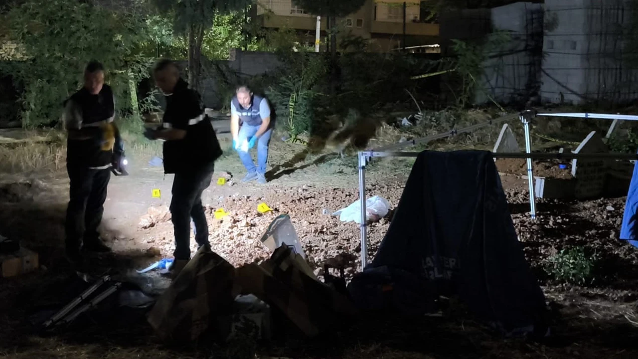 Batman'da Mezarlıkta Kanlı Pusu: 3 Ölü, 2 Yaralı
