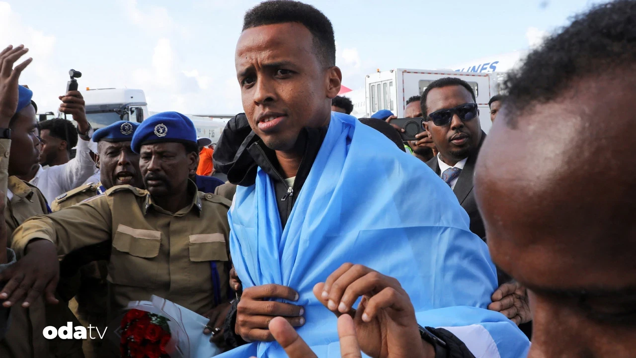 ABD vize vermemişti... Somalili hakem ülkesinde kahraman gibi karşılandı