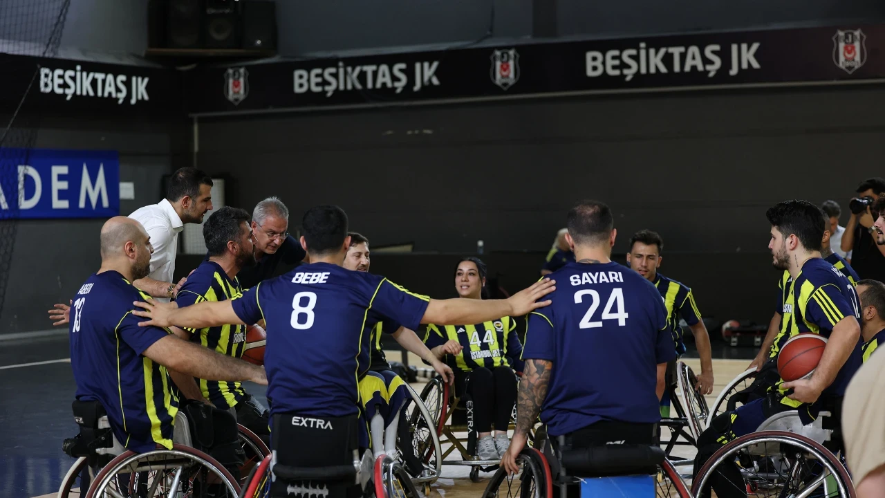 Fenerbahçe İstanbul Jet, Beşiktaş'ı evinde yenerek şampiyon oldu