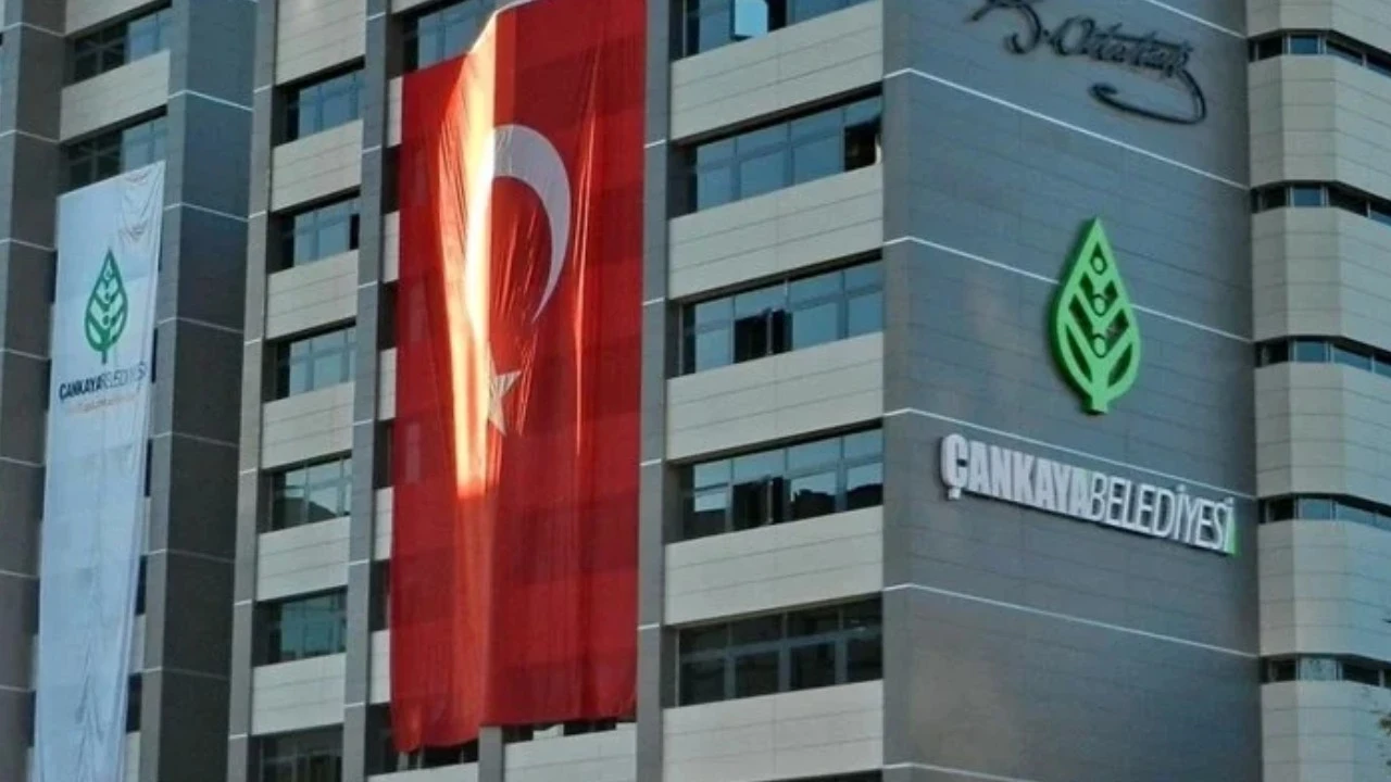 Çankaya Belediyesi'ne operasyon: Çok sayıda isim gözaltına alındı