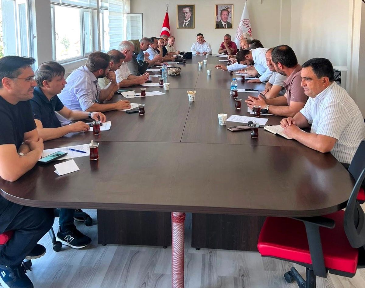 Emet'te sene sonu müdürler kurulu toplantısı gerçekleştirildi