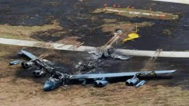 ABD Hava Kuvvetleri'ne dev darbe: Nükleer güç kapasiteli B-52 bombardıman uçağı düştü
