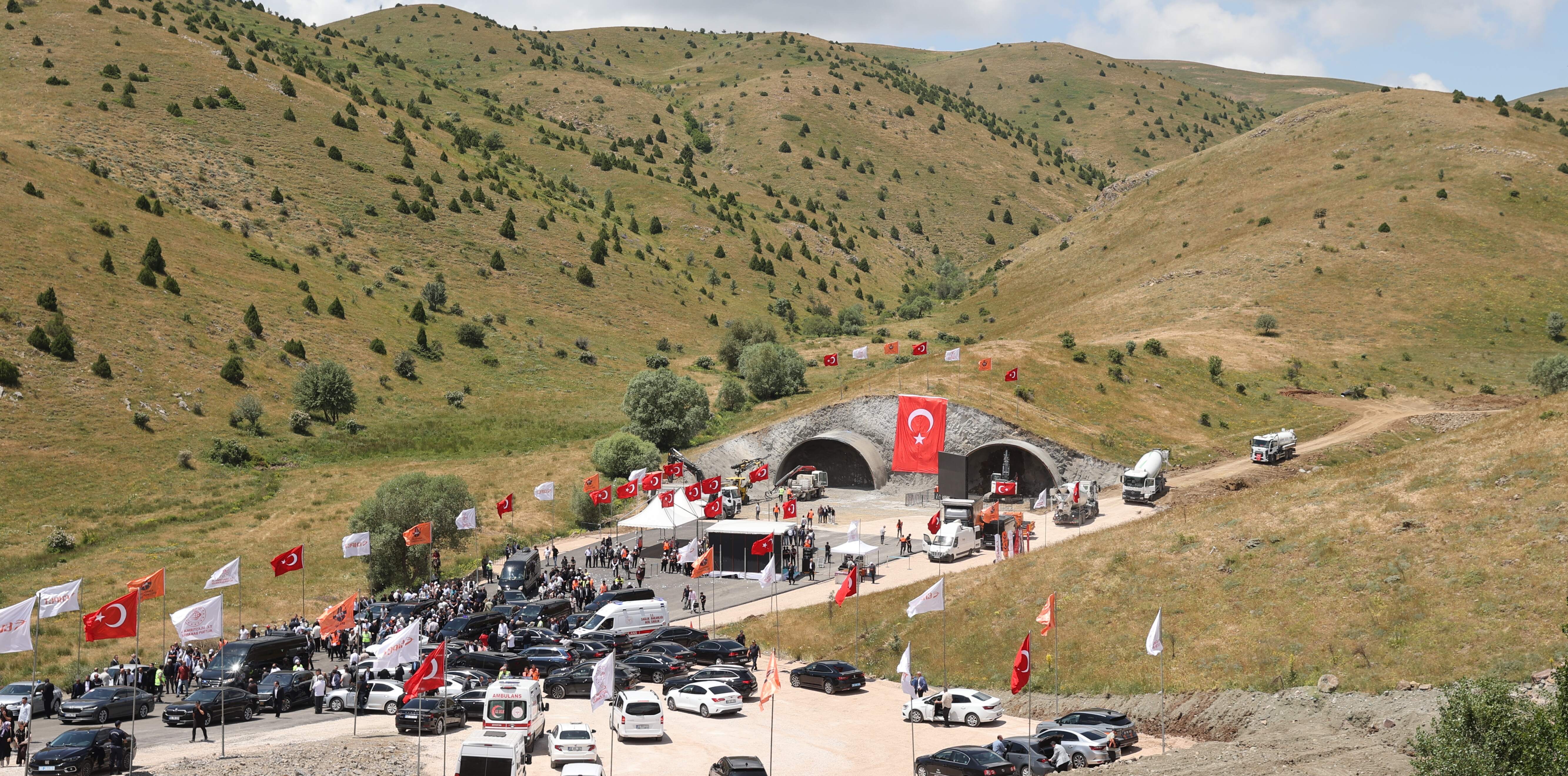 Ölüm virajı kabusu bitecek, yol 5 dakikaya düşecek
