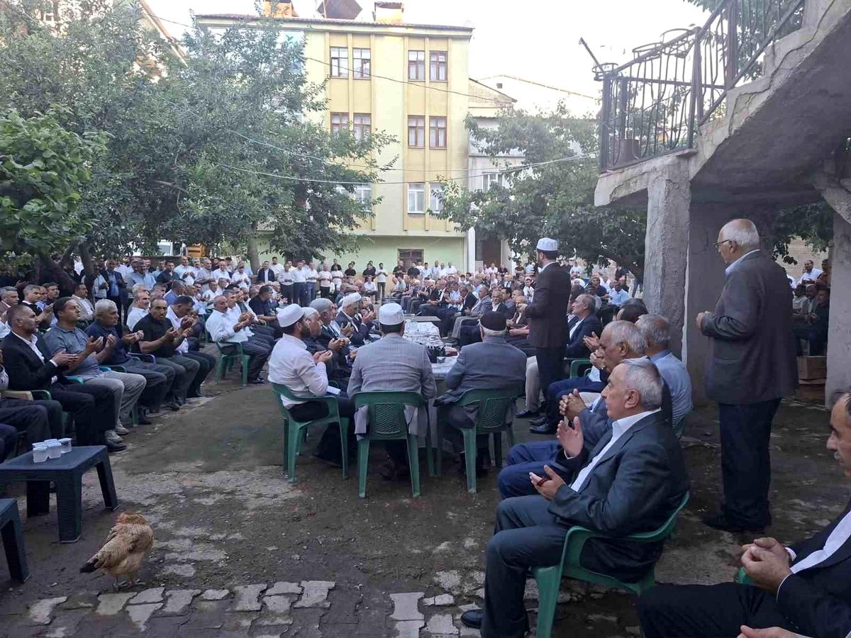 Güroymak'ta iki aile arasındaki husumet barışla sonuçlandı