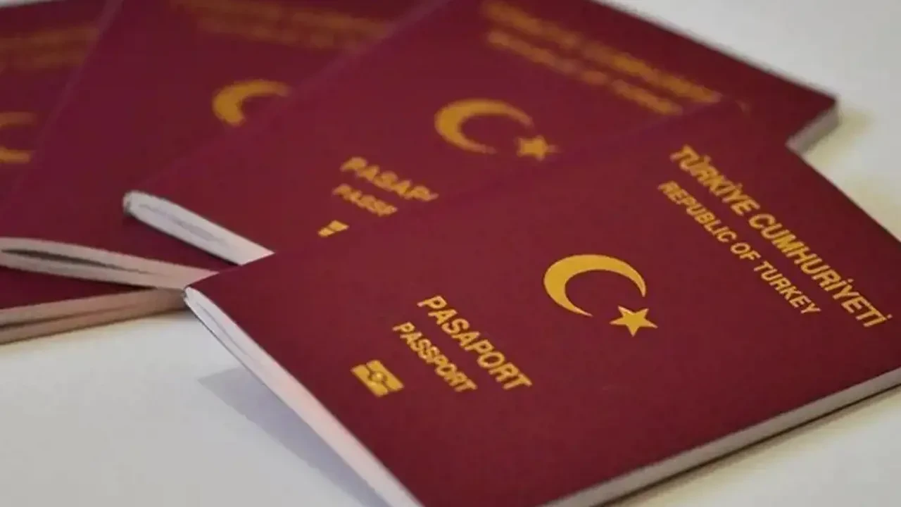 Diyanet'ten hacı adaylarına çağrı: Pasaport geçerlilik süresi tarihine dikkat!