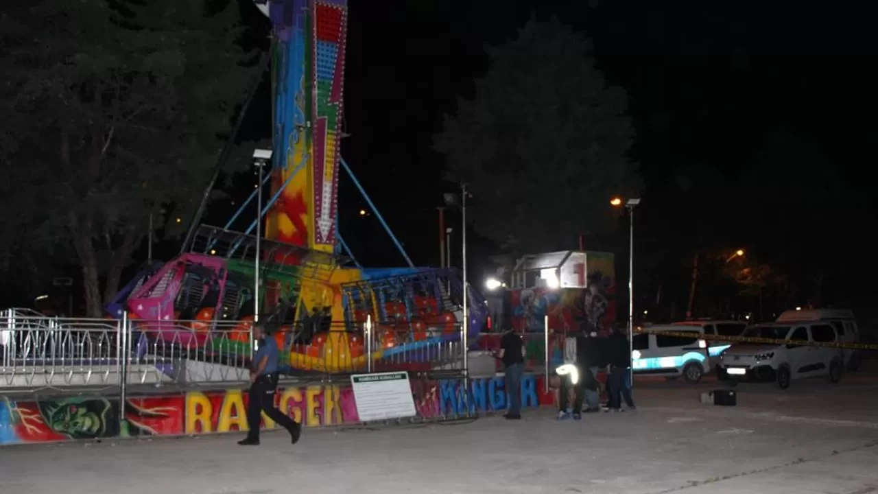 Lunaparkta korkunç kaza: 20 yaşındaki genç hayatını kaybetti
