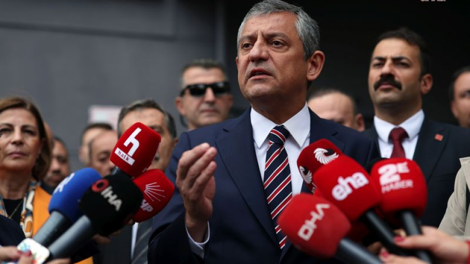 Özgür Özel'den savunma hakkı eleştirisi