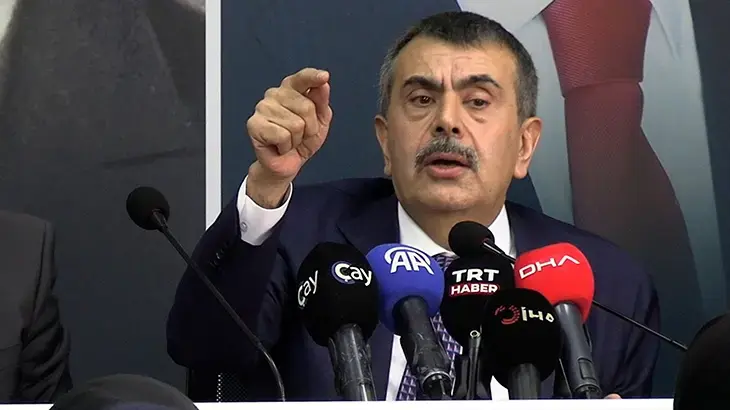 Milli Eğitim Bakanı Tekin: Osmanlı ile Cumhuriyet'i barıştırmamız lazım