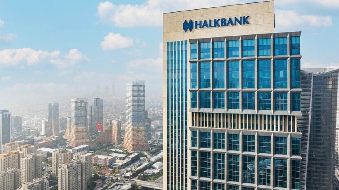 9 yıldır sürüyordu! Tarihi karar: Halkbank davası düştü