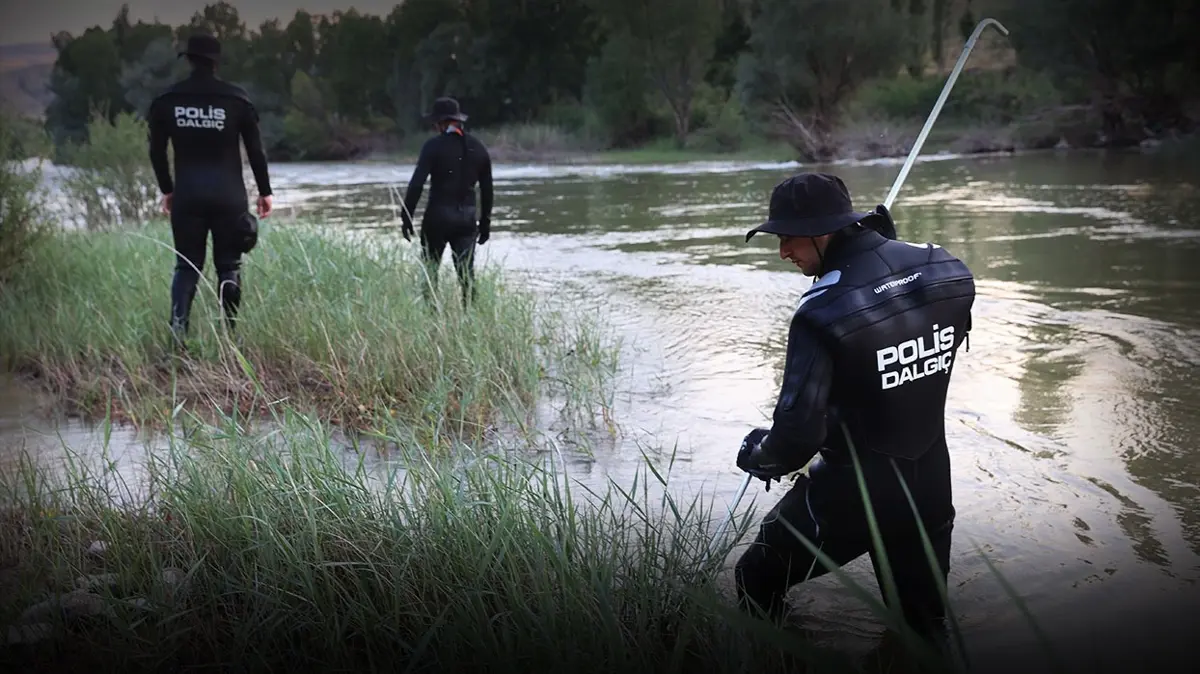 Oğlunu kurtarmak isterken kayboldu... Kayseri'de babayı arama çalışmaları sürüyor